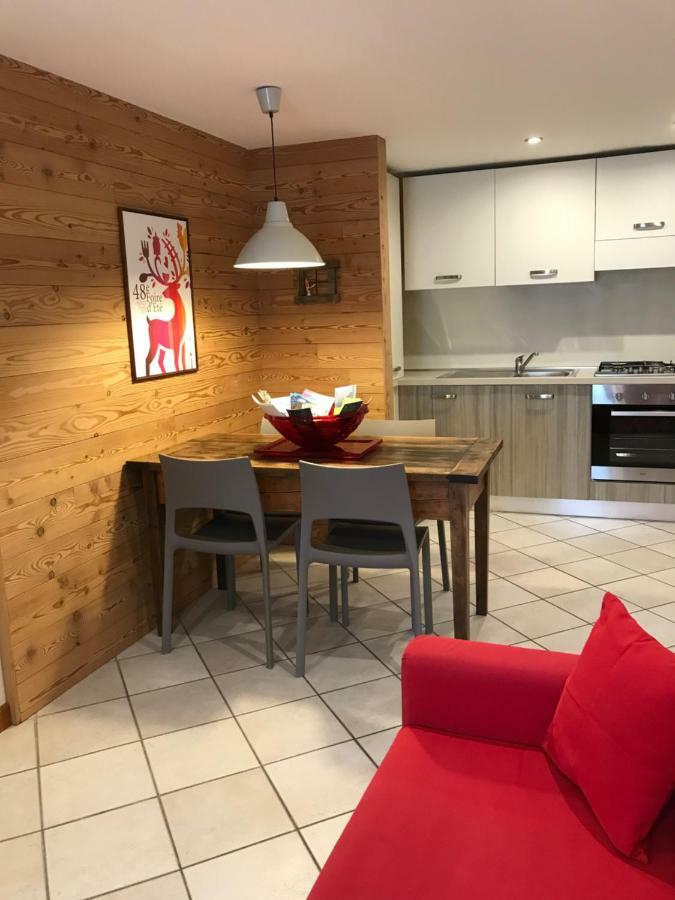 Alloggio Turistico Maison S Anselme Vda Aosta Cir 0015 Buitenkant foto